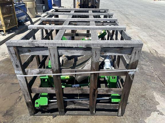 Image of John Deere 400E equipment image 4