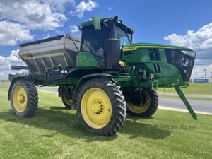 2023 John Deere 400R Image