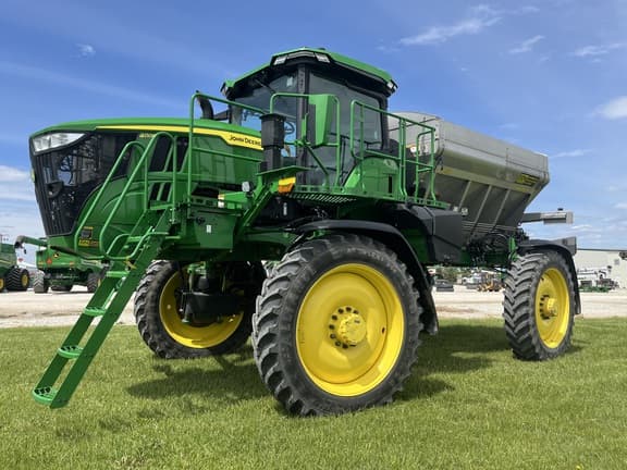 Image of John Deere 400R equipment image 2