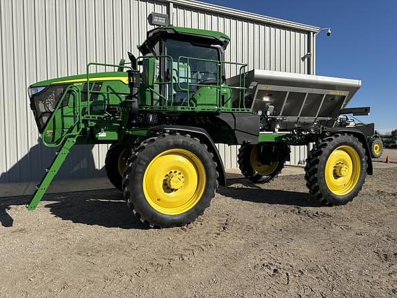 Image of John Deere 400R Primary image