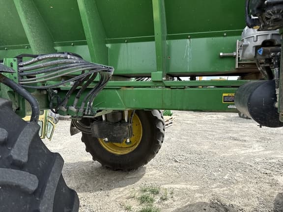 Image of John Deere 400R equipment image 2