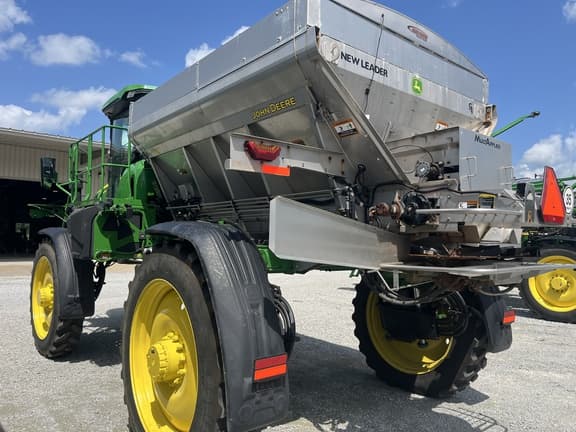 Image of John Deere 400R equipment image 3