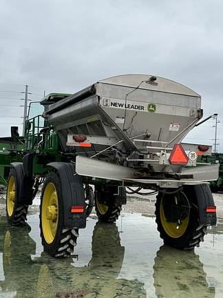 Image of John Deere 400R equipment image 4