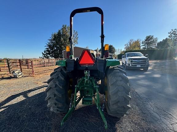 Image of John Deere 4044M equipment image 3