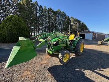 Main image John Deere 4044M