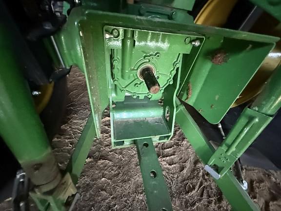 Image of John Deere 4044M equipment image 4