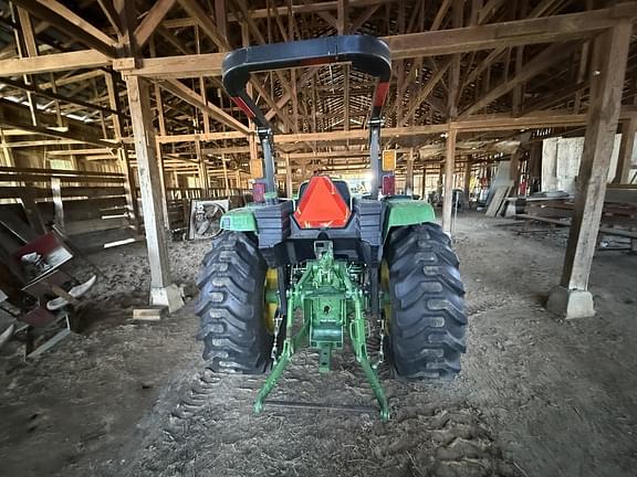 Image of John Deere 4044M equipment image 3