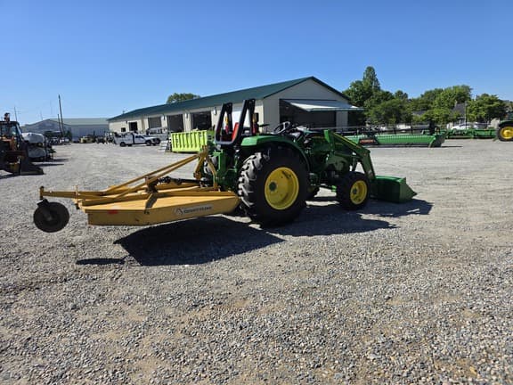 Image of John Deere 4044M equipment image 3