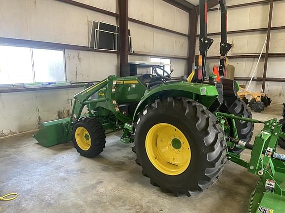 Image of John Deere 4044M equipment image 3