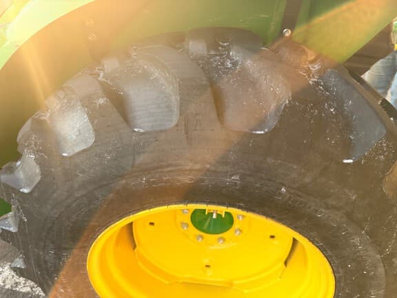 Image of John Deere 4044M equipment image 3