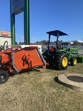 Image of John Deere 4044M equipment image 1