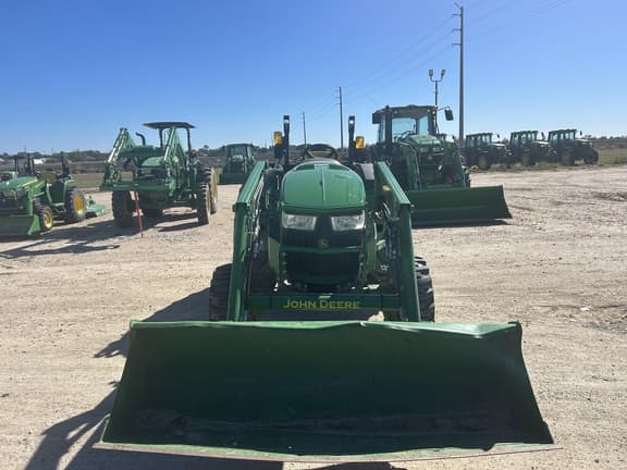 Image of John Deere 4044M equipment image 3