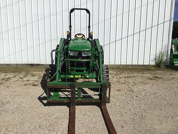 Image of John Deere 4044M equipment image 2