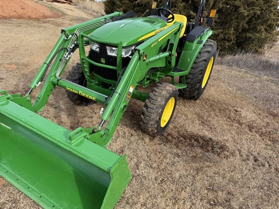 Image of John Deere 4044M equipment image 2