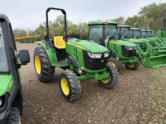Image of John Deere 4044M equipment image 3