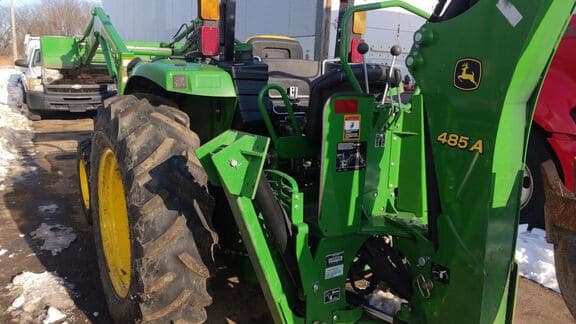 Image of John Deere 4044M equipment image 4