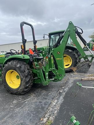 Image of John Deere 4044M equipment image 4