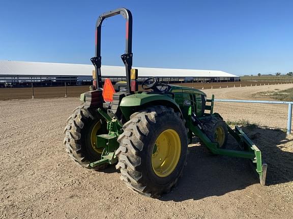 Image of John Deere 4044M equipment image 3