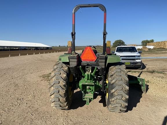 Image of John Deere 4044M equipment image 4