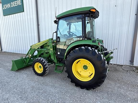 Image of John Deere 4044R equipment image 2