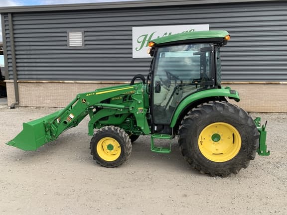 Image of John Deere 4044R equipment image 1