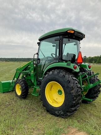 Image of John Deere 4044R equipment image 4