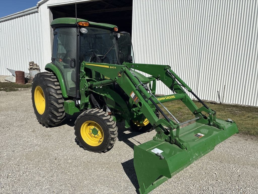 Image of John Deere 4044R Primary image