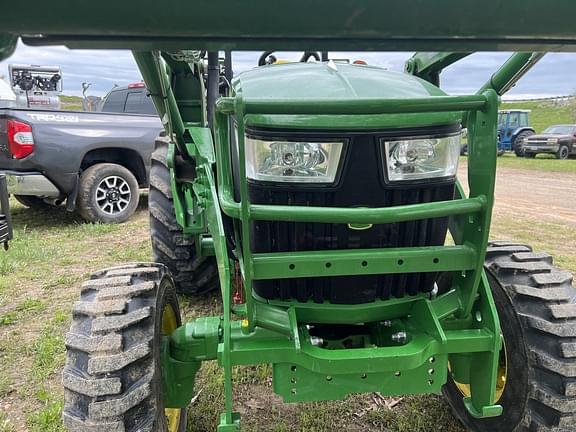 Image of John Deere 4044R equipment image 3