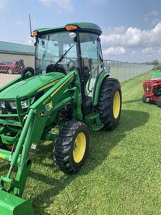 Image of John Deere 4044R equipment image 1