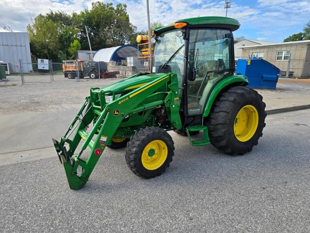 Image of John Deere 4044R equipment image 3