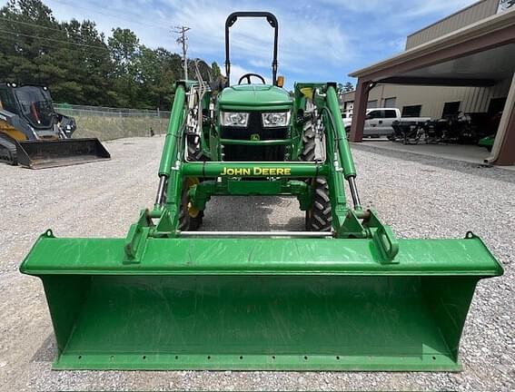 Image of John Deere 4052M equipment image 2