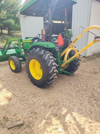 Image of John Deere 4052M equipment image 3