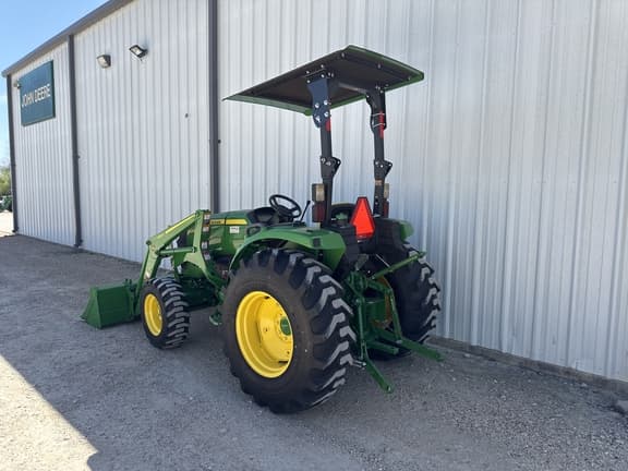 Image of John Deere 4052M equipment image 2