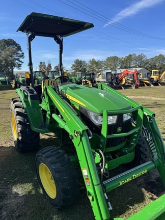 Main image John Deere 4052M