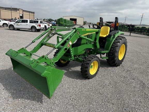Main image John Deere 4052M