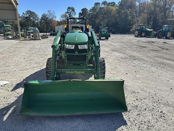 Image of John Deere 4052M equipment image 3