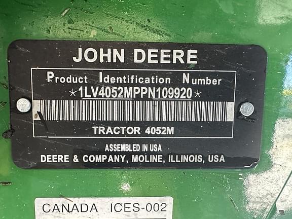 Image of John Deere 4052M equipment image 3