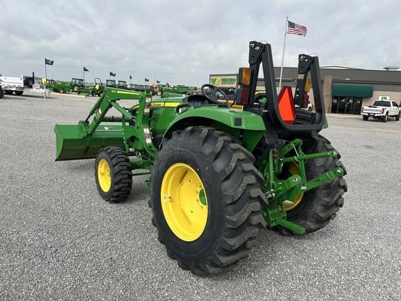 Image of John Deere 4052M equipment image 2