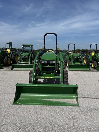 Image of John Deere 4052M equipment image 2