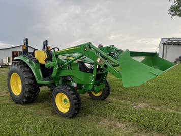 Main image John Deere 4052M