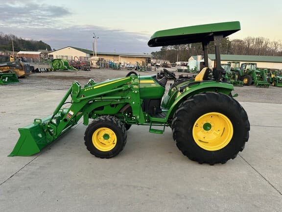 Image of John Deere 4052M equipment image 1