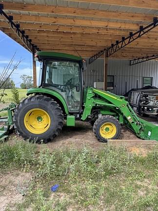 Image of John Deere 4052R equipment image 1