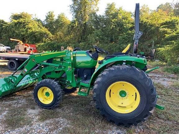 Image of John Deere 4052R equipment image 2