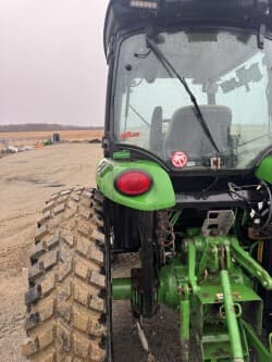 Image of John Deere 4052R equipment image 2