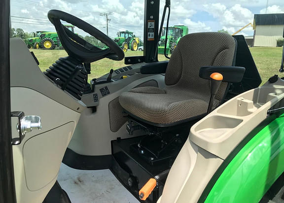 Image of John Deere 4052R equipment image 1