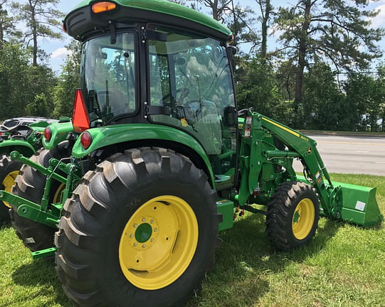 Image of John Deere 4052R equipment image 2