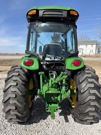 Image of John Deere 4052R equipment image 3