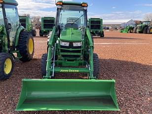 Main image John Deere 4052R 4