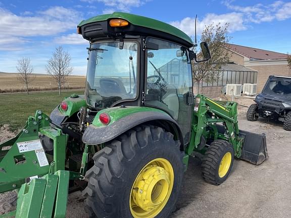 Image of John Deere 4052R equipment image 1