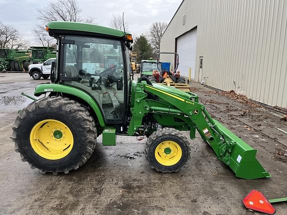 Image of John Deere 4052R equipment image 2